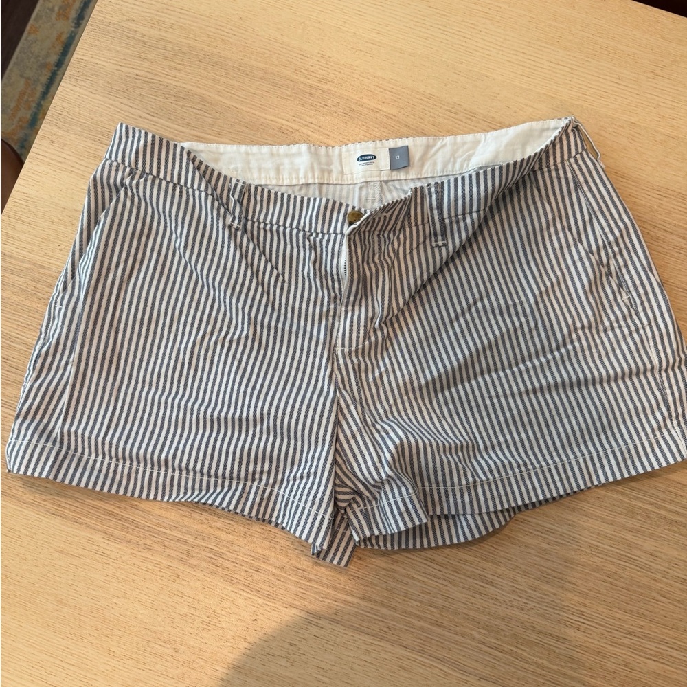 Old Navy Blue and White Striped High-Waist Shorts